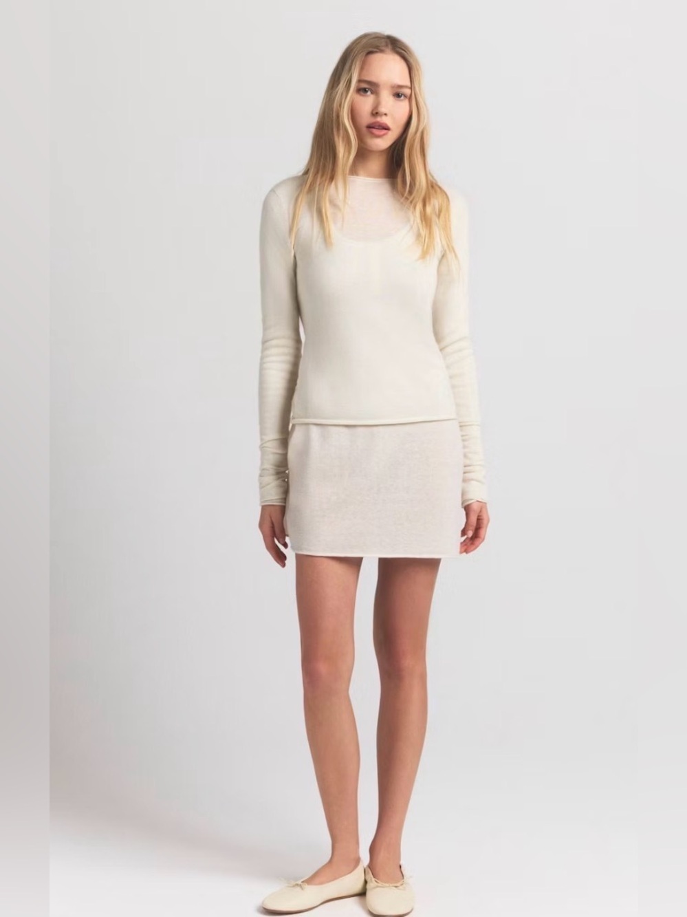 SKIMS FEATHERWEIGHT CASHMERE LONG SLEEVE STYLE: LS-LST-10348W COLOR: EGRET